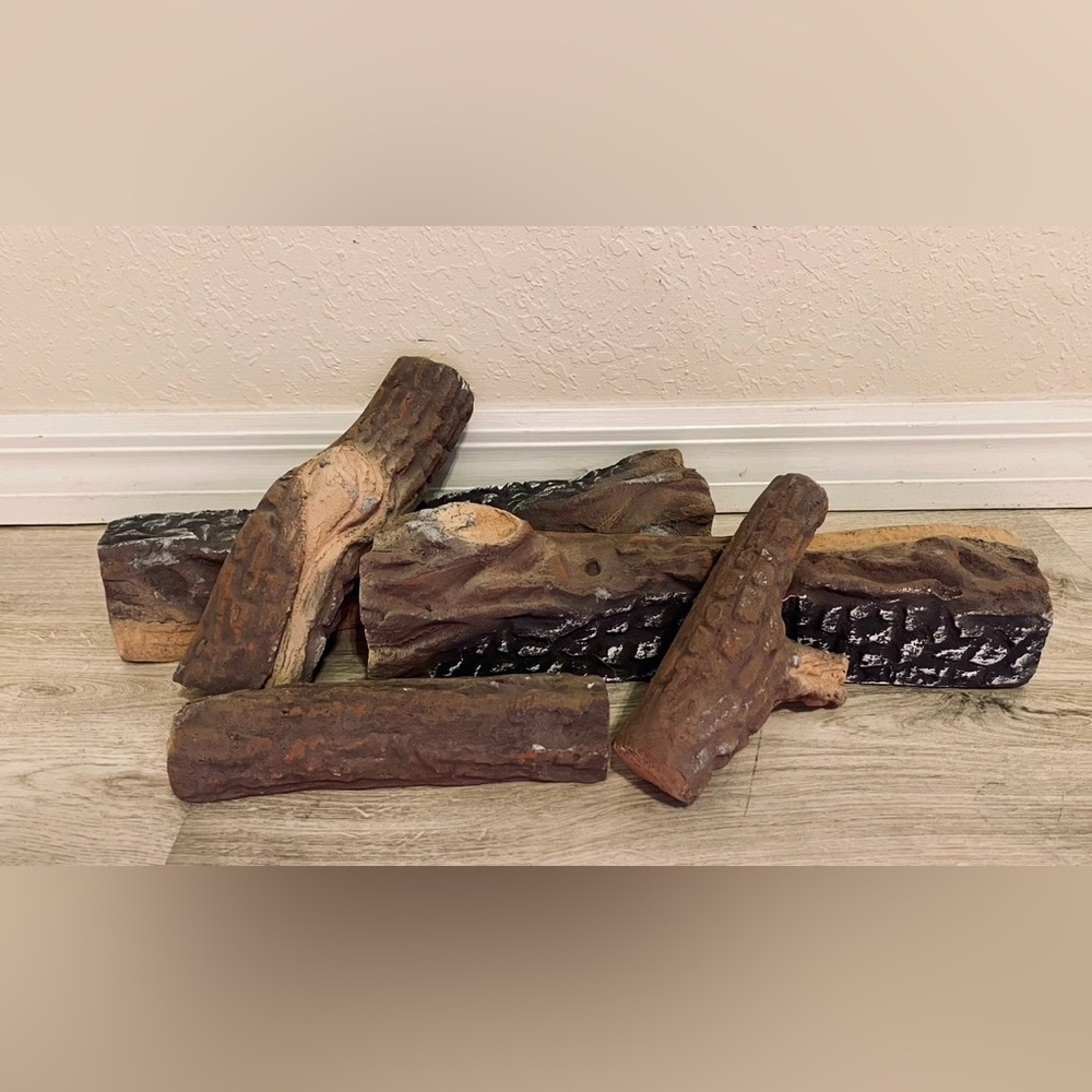 NEW 5 Piece REALISTIC Ceramic Wood Log Set For Fireplaces Fire Pits Retails $130